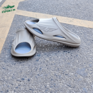 Redtape Sliders Cream Colour